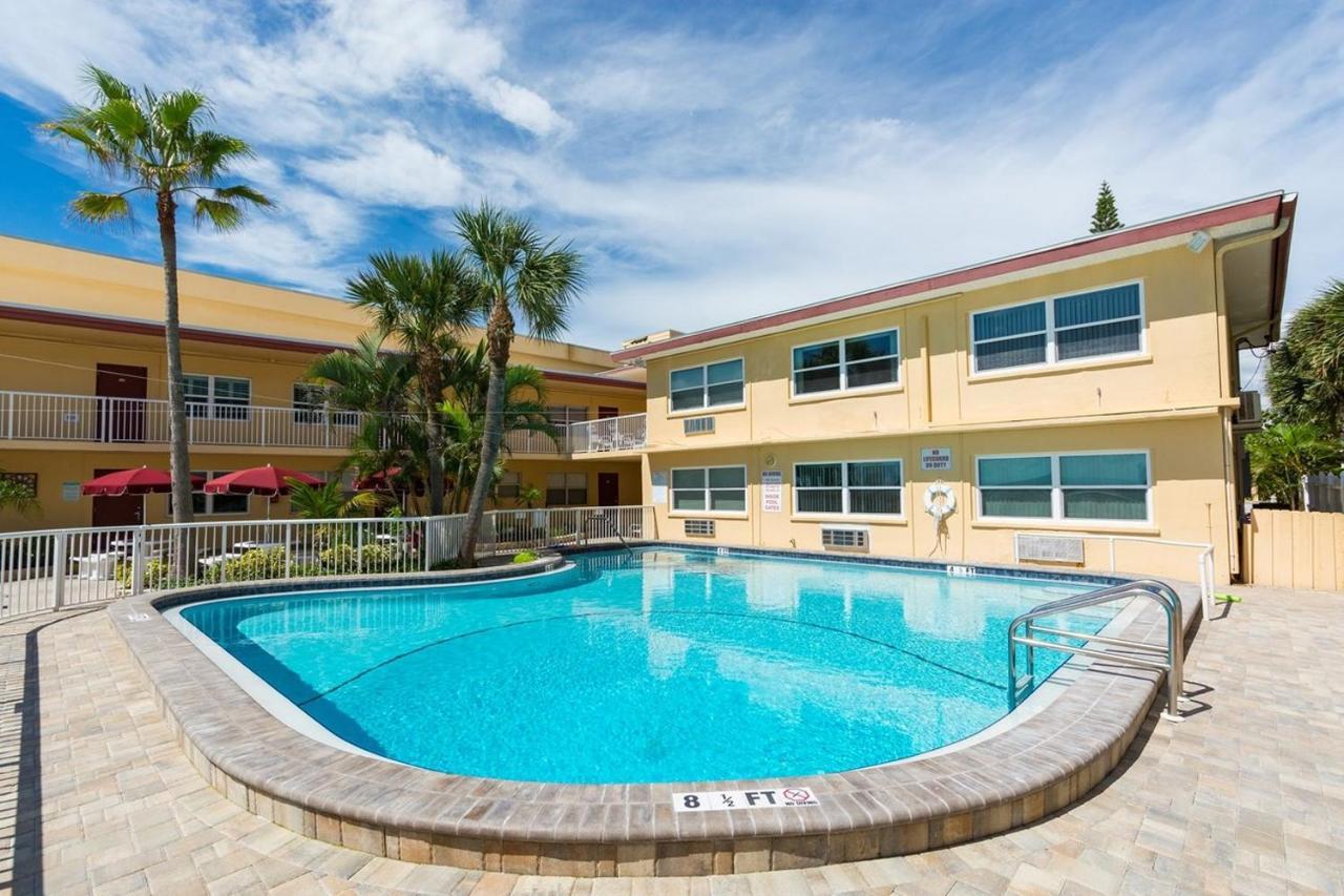 #212 Surf Song Resort St. Pete Beach Eksteriør bilde