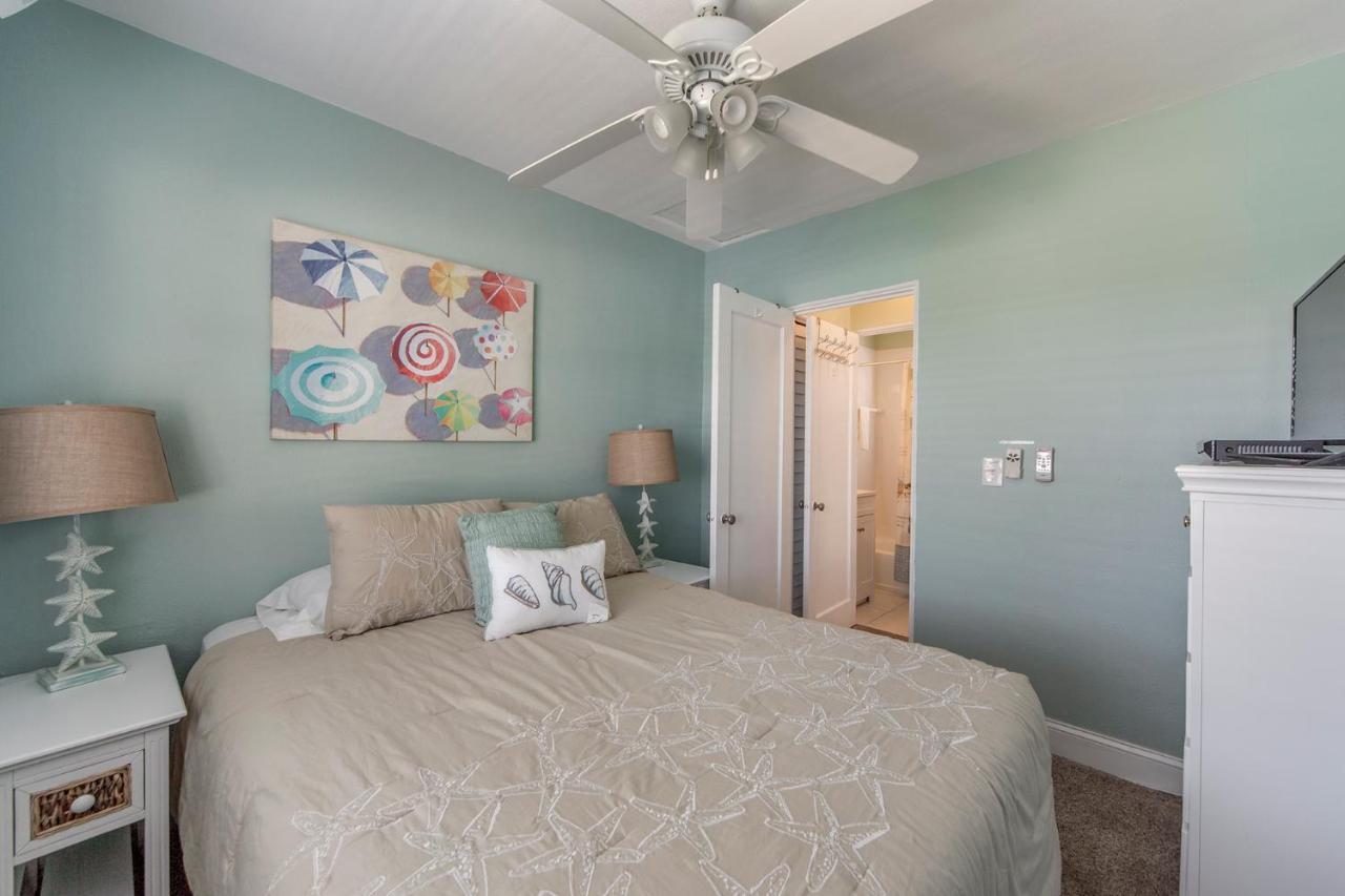 #212 Surf Song Resort St. Pete Beach Eksteriør bilde